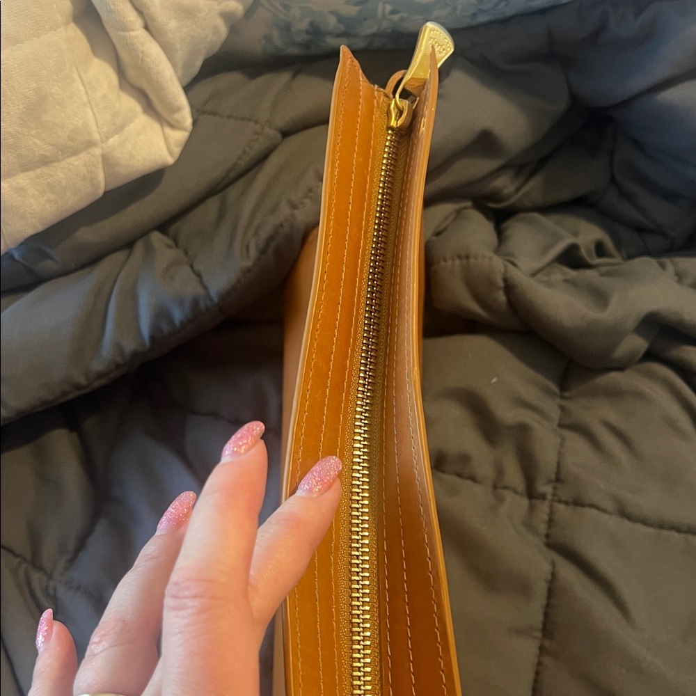 GiGi New York Tan Leather Clutch - Picture 6 of 8